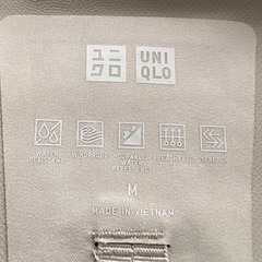 ユニクロ　ブロックテックパーカ　3Dカット　M ナチュラル　キャンプ　軽量　撥水の画像