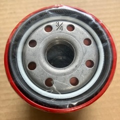 オイルフィルターとレンチの画像