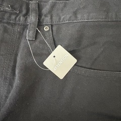 ブラック ストレートデニム 34の画像