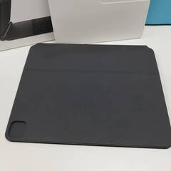 【良品】iPad Magic Keyboard/12.9インチ/A2480/日本語配列/ブラック〈MJQK3J/A〉(iPad Pro 第3.4.5世代対応)の画像