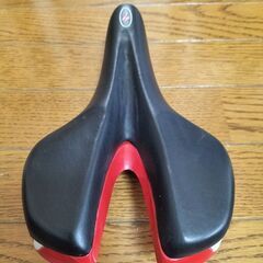 サドル２００円の画像