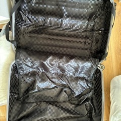 【無料】LEGEND WALKER 大型スーツケース（シルバー）の画像