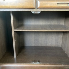 【引取りに来れる方限定】高さ200cm食器棚の画像