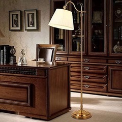 フロアランプ　の画像