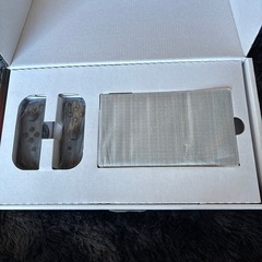 Nintendo Switch本体＆MARIO KARTDELUXE8 セットの画像