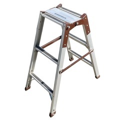 ○立山アルミ 兼用脚立 脚立高814mm 梯子長 1740mm はしご キャタツ 踏み台 掃除 DHK-900 中古品■ジモティ姫路の画像