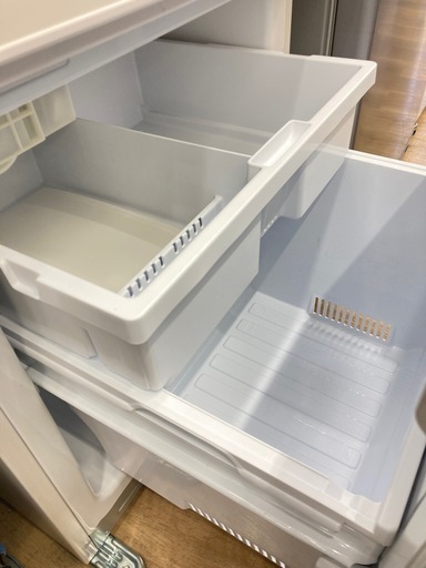 【トレファク高槻店】安心の6ヶ月間保証！取りに来られる方限定！MITUBISHI（三菱）の３ドア冷蔵庫のご紹介です！