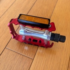【お引き取り日程調整中】自転車フラットペダル　2種の画像