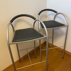 ハイチェアー2脚セットの画像