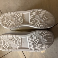 新品スニーカー　28.0センチの画像