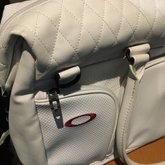 オークリー　レザーボストンバッグの画像