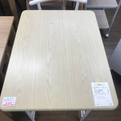 ダイニングセット　ダイニングテーブル　イス×2の画像