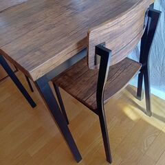 美品　ダイニングテーブル　椅子　3点セットの画像