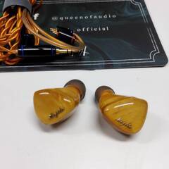 【良品】QoA(クイーンオブオーディオ) Mojito/イヤホン/有線/アンバーの画像