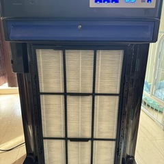 ダイキン 加湿ストリーマ空気清浄機 MCK70VKS-Tの画像