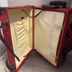 キャリーケース 女の子の画像