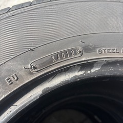 ハイエースタイヤ　195/80R15 107/105の画像