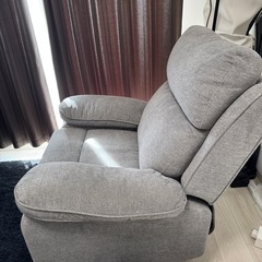 【LOWYA】1人掛け電動リクライニングソファの画像