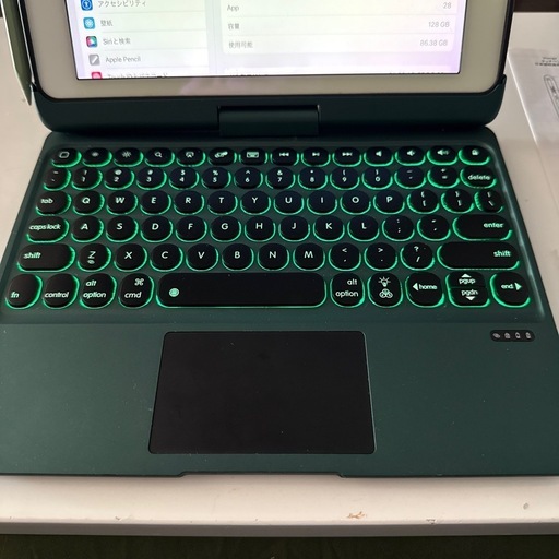 iPad pro  128GB(キーボード、タッチペンつき付き)