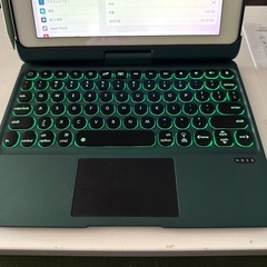 iPad pro  128GB(キーボード、タッチペンつき付き)の画像