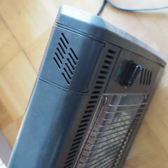 スチームファンヒーター、レトロ、暖房器具、トイレや足元にの画像