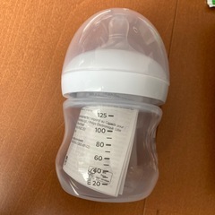 【未使用品】海外哺乳瓶　125mlの画像