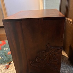 彫手作り　3段
ミニチェスト　和風　レトロ　小型の引き出し収納　木製チェスト  3段チェスト  小物収納チェストの画像