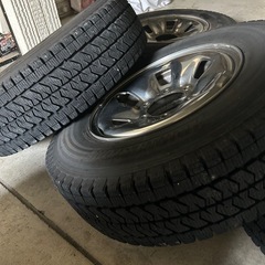 ブリヂストンブリザック　冬タイヤ　23年製の画像