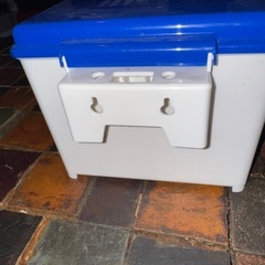 宅配用　牛乳箱　meiji ミルク　ノベルティの画像