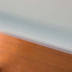 ボーコンセプトのガラステーブルの画像