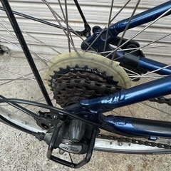 ブリヂストンマウンテン自転車 27インチ　3×7変速　クロスバイク　自転車　通勤通学　の画像