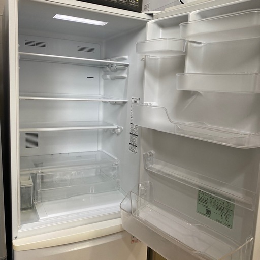 11/7値下げしました⭐️大容量⭐️2018年製 Panasonic  365L冷蔵庫 NR-C37HC-W スリム 真ん中野菜室 自