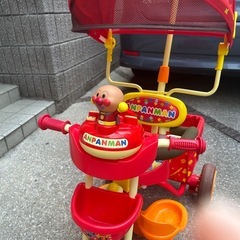 アンパンマン三輪車の画像