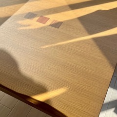 お洒落なテーブル 75×75cmの画像