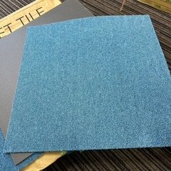 💠新品サンゲツ NT387 カーペットタイル 14枚💠の画像