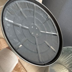 ブリキ物入れ　大きめの画像