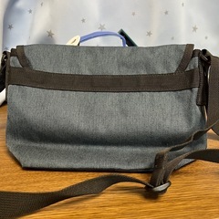 adidasポーチの画像