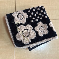 11/3まで★ハンドタオル　ハンカチ　マリークワントの画像