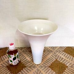 花器②（白）の画像