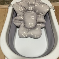 Hugmuu 折りたたみ式　ベビーバスの画像