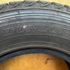 【2023年度製】145/R12 6PR LT ダンロップスタッドレスの画像