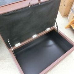 収納付きスツール W88D51H32 ブラウン 合皮 椅子 オットマン 物入れ 足置き 札幌 西野店の画像