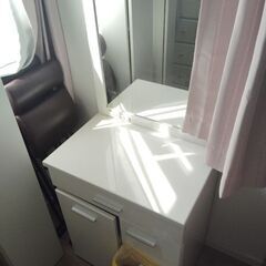 家具各種　ドレッサー、イス、チェスト、洋ダンス、隙間収納の画像