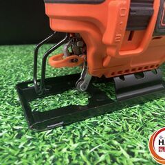 【中古】B&D ﾌﾞﾗｯｸｱﾝﾄﾞﾃﾞｯｶｰ BDCJS18 ｼﾞｸﾞｿｰ 18V ﾊﾞｯﾃﾘ 充電器【ハンズクラフト沖縄豊見城店】の画像