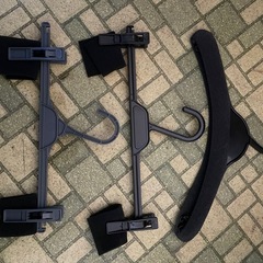 【引取限定】プラスティックハンガー　ダンボール4箱まとめ売りの画像