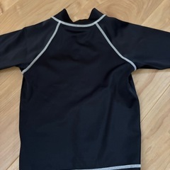 【サイズ90】水着　ラッシュガードの画像