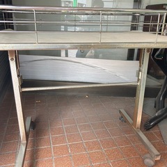  アパレル ジャンク ワゴン  婦人服 マネキン 什器 閉店  洋品店 店舗 大量 廃業の画像