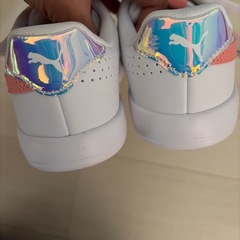 新品未使用PUMAスニーカー19cmの画像