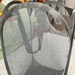 決定ランドリーバスケット　破れありの画像
