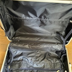 キャリーケースの画像